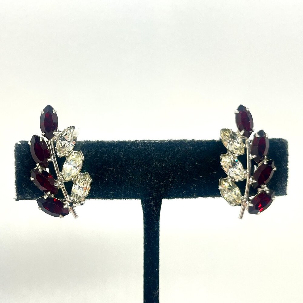VINTAGE B. DAVID Earrings Rhinestone Leaf Mcm Ruby Red Clear Marquis Clip